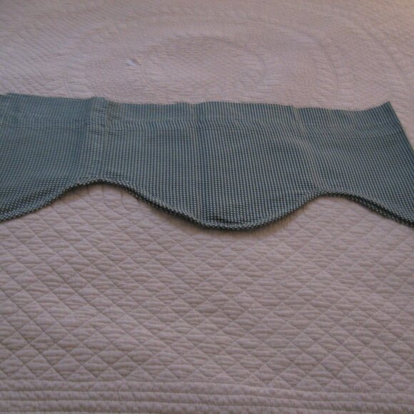 Waverly Scalloped Valance Green Check (Pair) - Picture 1 of 3
